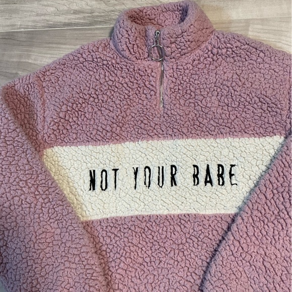 AMP “Not Your Babe” Pink/Purple & White Oversized Fuzzy Sherpa Sweatshirt XS - Picture 9 of 16